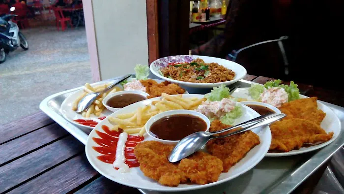 Inap Desa Rahmat Kitchen Picture 2