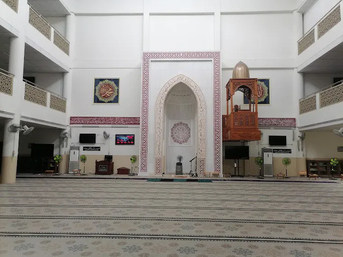 Al-Firdaus Masjid Picture 7