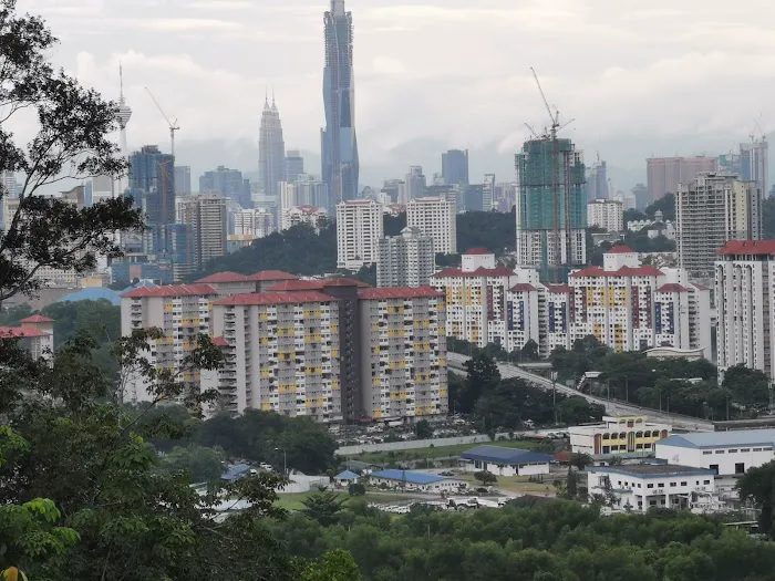 Lookout Point Facing Kuchai Lama Picture 1
