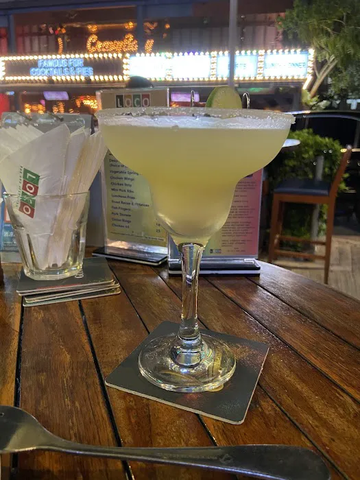 Loco Mexican Bar and Restaurant Picture 10
