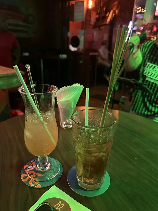 Sutraa Kitchen + Bar Picture 10