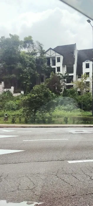 Abandoned Duta Vista Hotel Picture 1