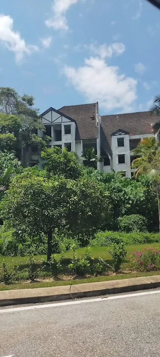 Abandoned Duta Vista Hotel Picture 2