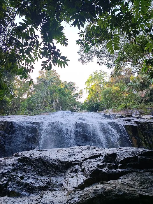 Waterfall Lata Gapi Trailhead Picture 1