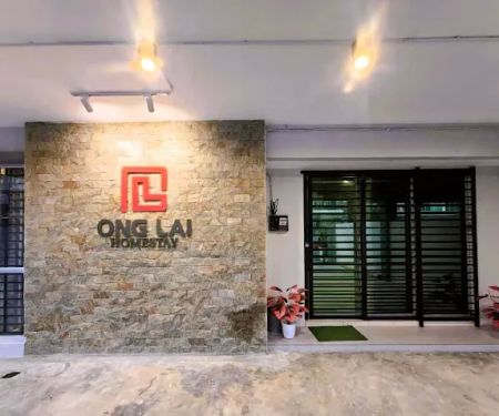 Ong Lai Home Stay