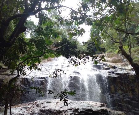 Lata Gapi Waterfall