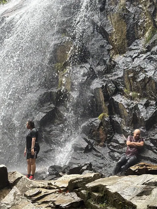 Lata Gapi Waterfall Picture 10