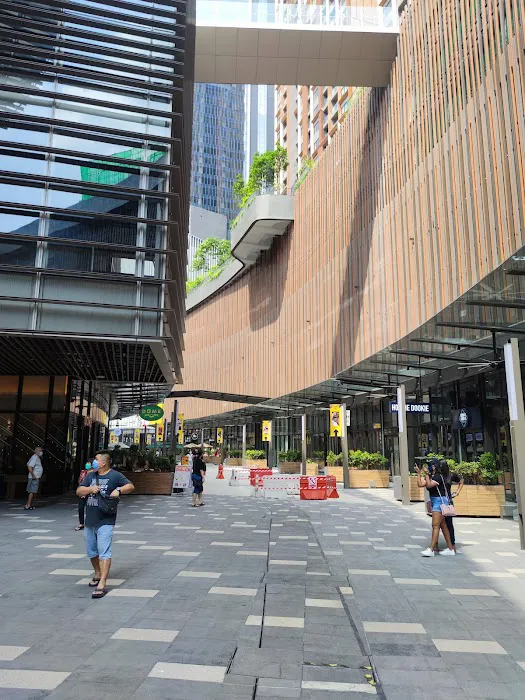 WOW Plaza (South entrance) Picture 7