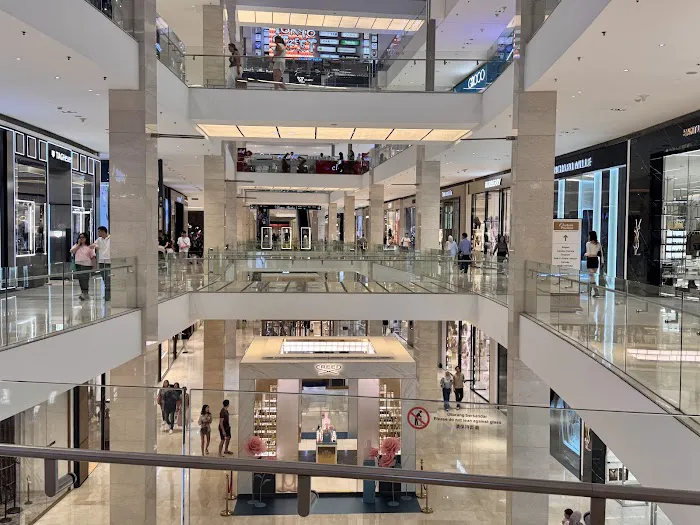 Starhill Piazza Picture 9