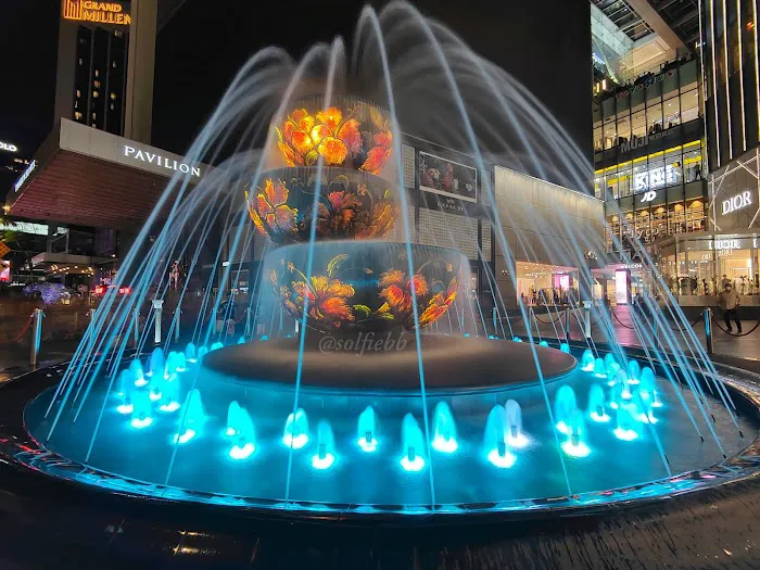 Pavilion Crystal Fountain Picture 1