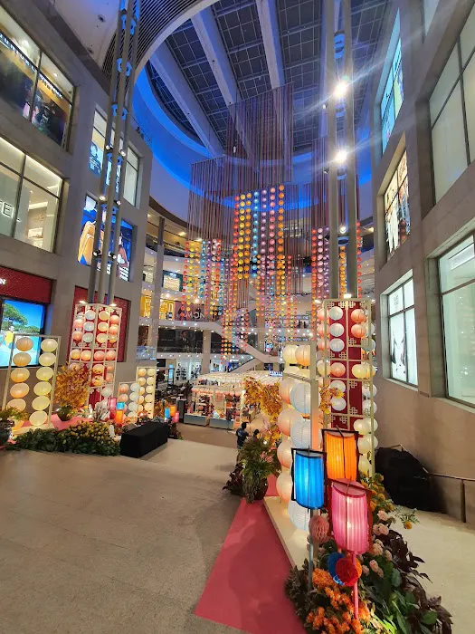 Pavilion Crystal Fountain Picture 5