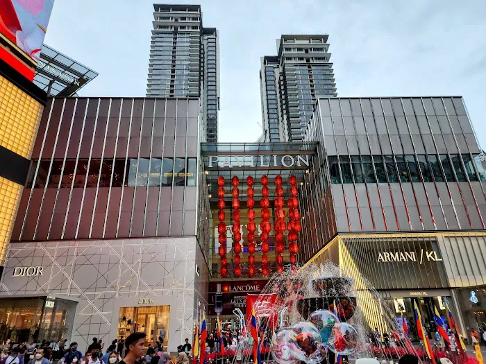 Pavilion Crystal Fountain Picture 9