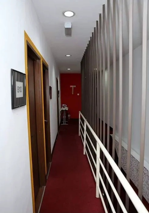 Travelling Guide/Hotel Destino Picture 1