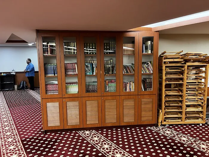 Surau Jumaat : Surau Wakaf Ahmad Dawjee Dadabhoy (Surau Jumaat Bank Islam) Picture 9