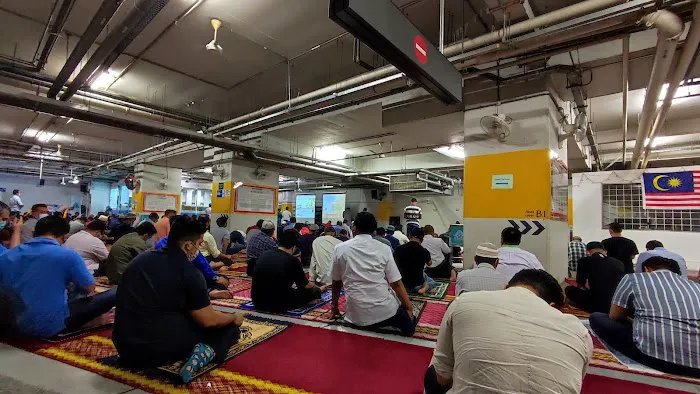 Surau Jumaat : Surau Wakaf Ahmad Dawjee Dadabhoy (Surau Jumaat Bank Islam) Picture 6