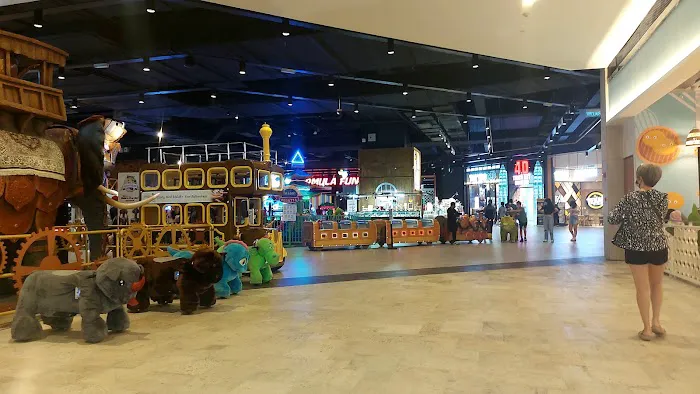 First World Plaza Picture 2