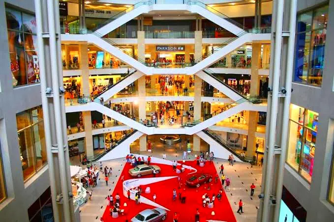 First World Plaza Picture 4