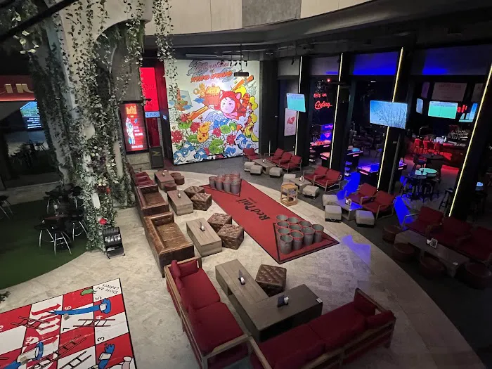 RedTail Genting by Zouk Picture 5