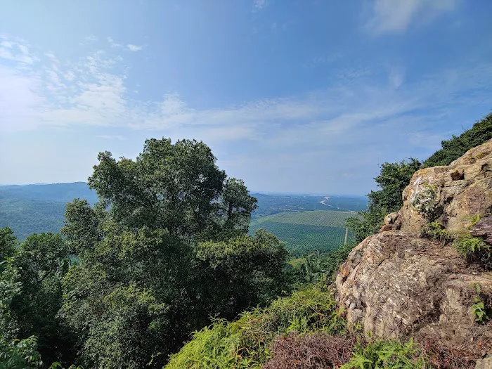 Puncak Bukit Cherakah Picture 4