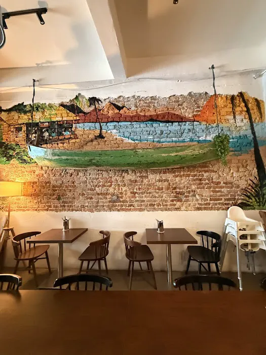 Rasta Cafe and Bar Picture 7