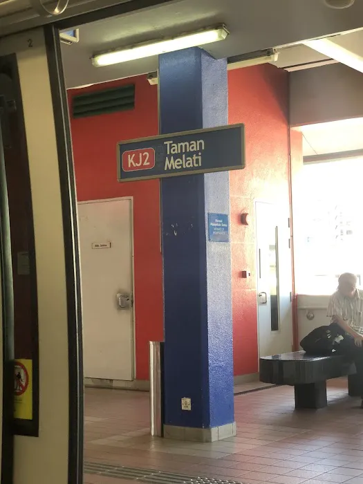 myNEWS @ LRT Taman Melati Picture 1