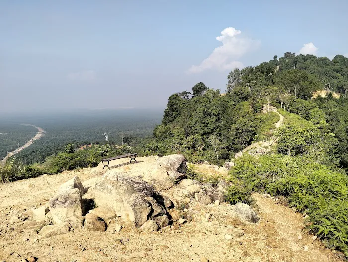 Bukit Cherakah Trailhead Picture 2