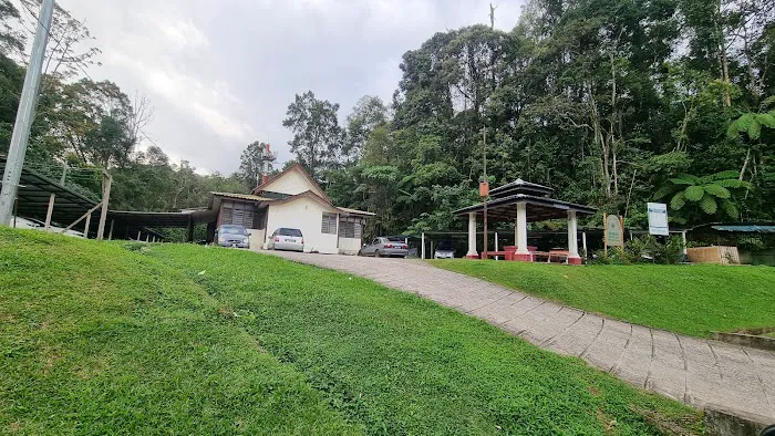 Surau Rumah Pangsa Taman Sungai Hijau Picture 1