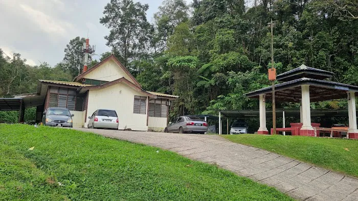 Surau Rumah Pangsa Taman Sungai Hijau Picture 2