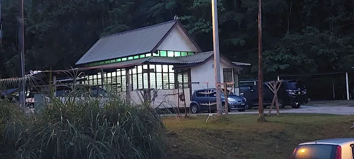 Surau Rumah Pangsa Taman Sungai Hijau Picture 6