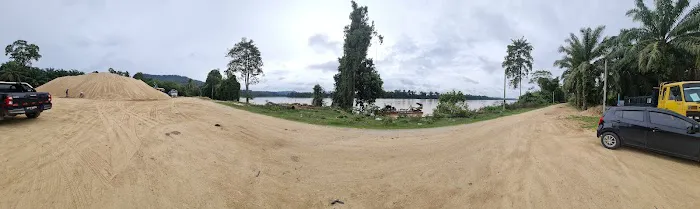 Pengkalan nelayan kuala jempol Picture 6