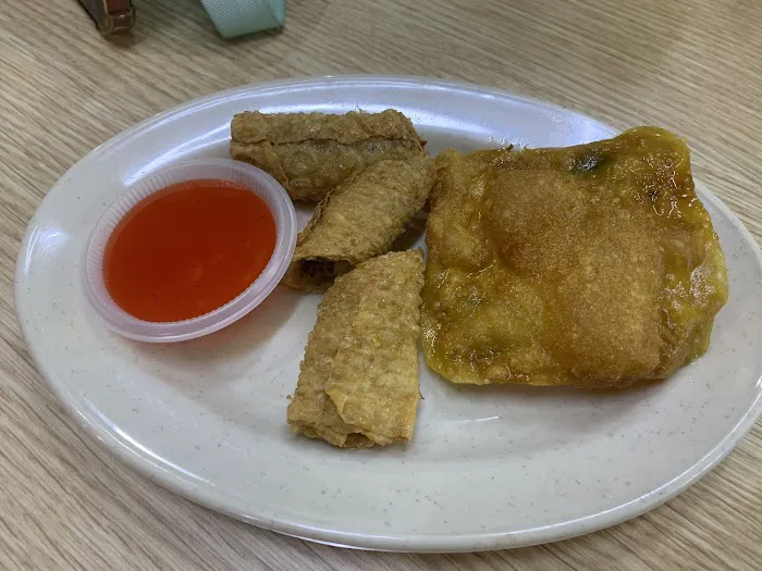 Hometown Taste Dumpling Noodle House Picture 3
