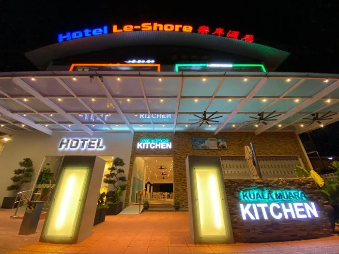 KUALA-MUARA KITCHEN Picture 1