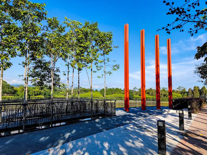 Elmina East Lake Park Picture 8
