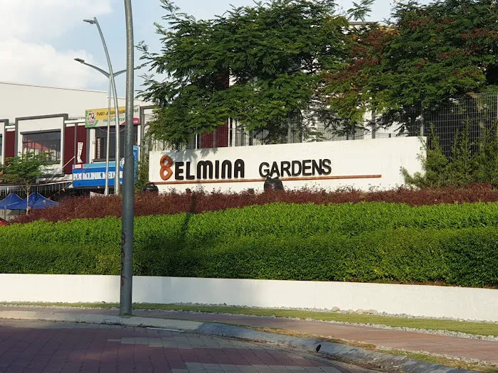 Aralia Elmina Gardens Picture 4