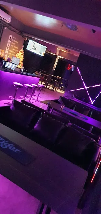 隔壁老王 MR WANG KARAOKE BAR Picture 1