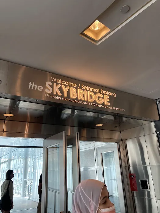 Skybridge Petronas Twin Towers Picture 3
