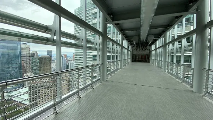Skybridge Petronas Twin Towers Picture 2