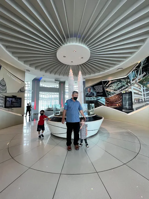 Skybridge Petronas Twin Towers Picture 5