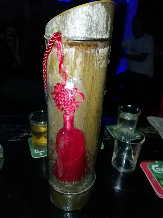 S-Class Pub Picture 8