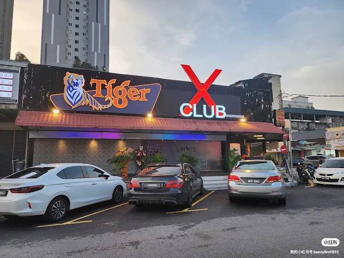 X club Picture 2