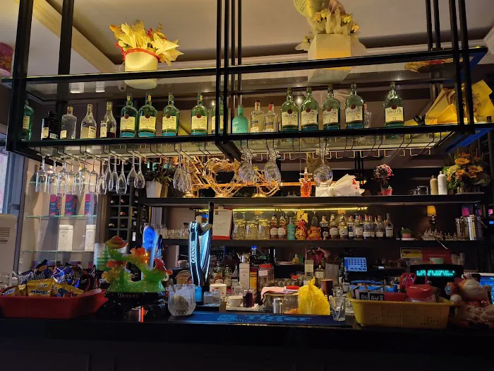 Venetian Bar & Lounge Picture 9