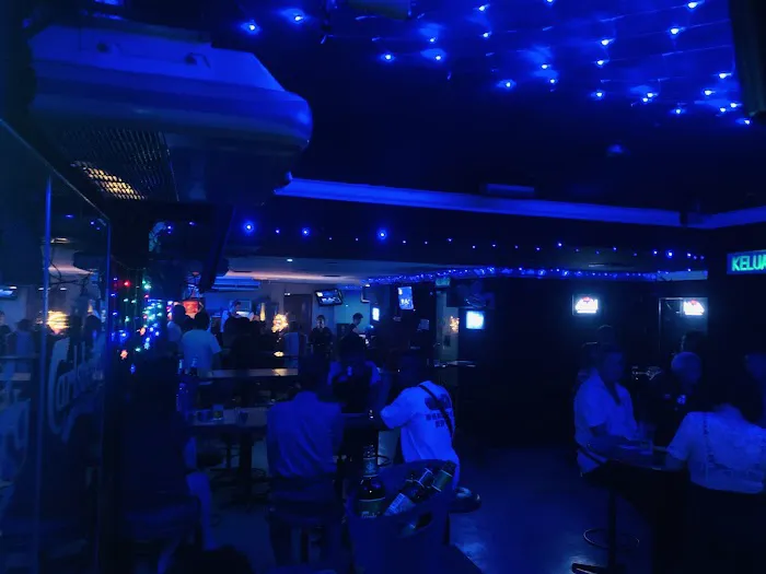Loving You Cafe Picture 3