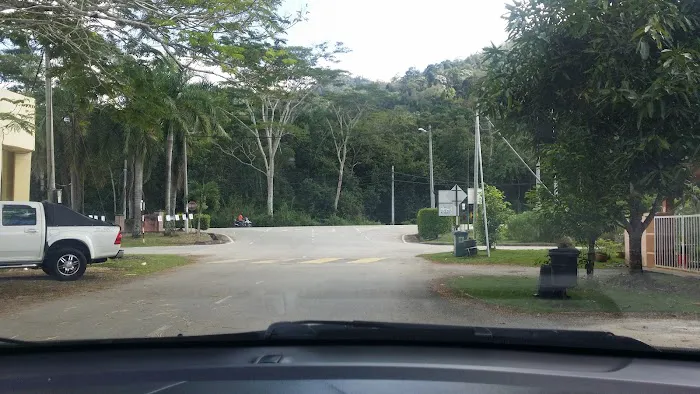 Surau Ar Raudhah Taman Amalina Perdana Picture 3