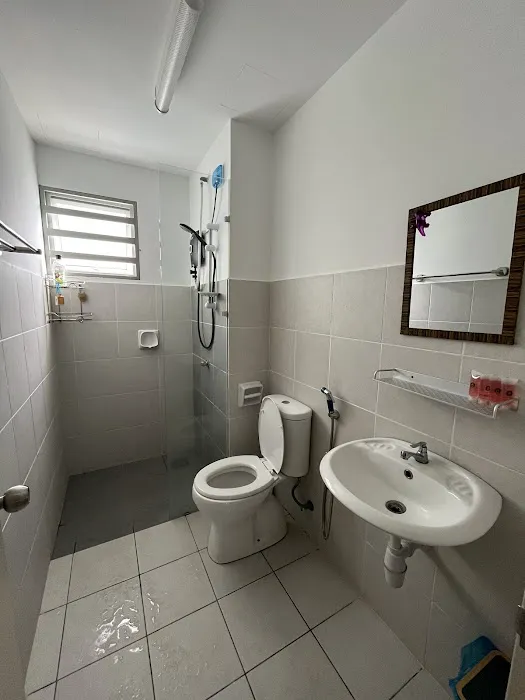 KLIA Homestay Apartment @ Alanis Residence Picture 2