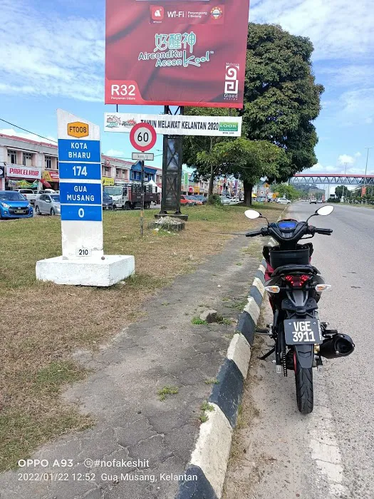 0 km Gua Musang (Route 8) Picture 1