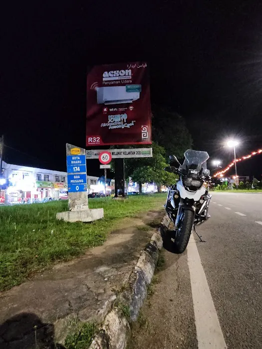 0 km Gua Musang (Route 8) Picture 10