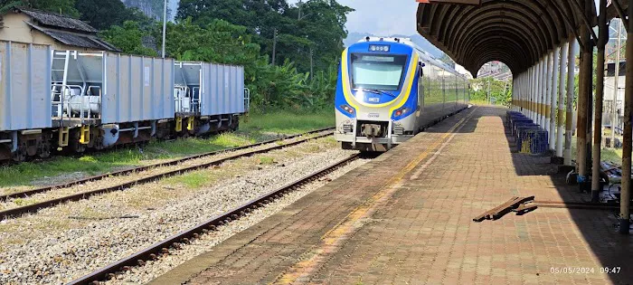 Gerai Makan Dan Buah-buahan Bandar Maran Picture 2