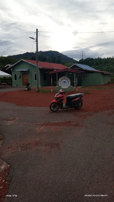 Surau Sungai Lik Picture 1