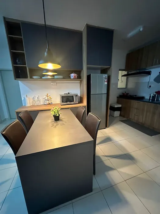 Gayat Thirty1 Alanis Residence Picture 3