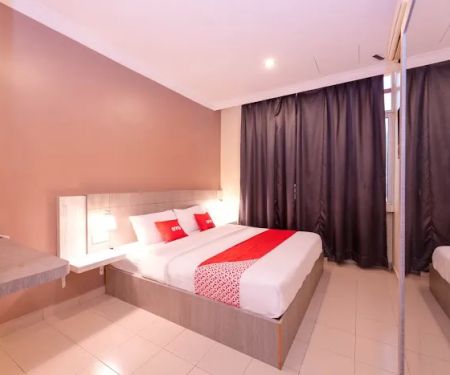 Super OYO Capital O 89366 Spring Inn Hotel